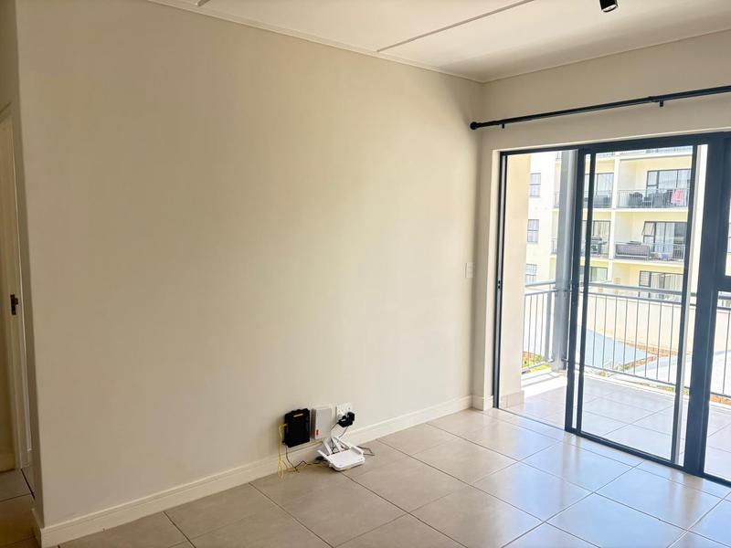 To Let 1 Bedroom Property for Rent in Richwood Western Cape